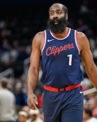 皇冠体育crown官网-卢指导关键决策遭质疑 缺乏火力才是快艇输球症结