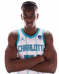 皇冠体育crown官方网站-24岁生日快乐！NBA官方晒照为穆萨-迪亚巴特庆生